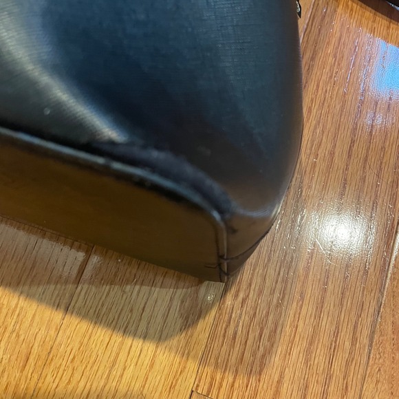 Betsey Johnson‎ Black Faux Leather Tote Bag with Patent Bows - Picture 10 of 16